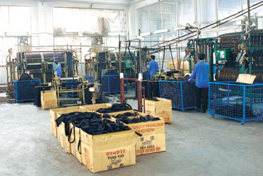 Khu dập kim loại